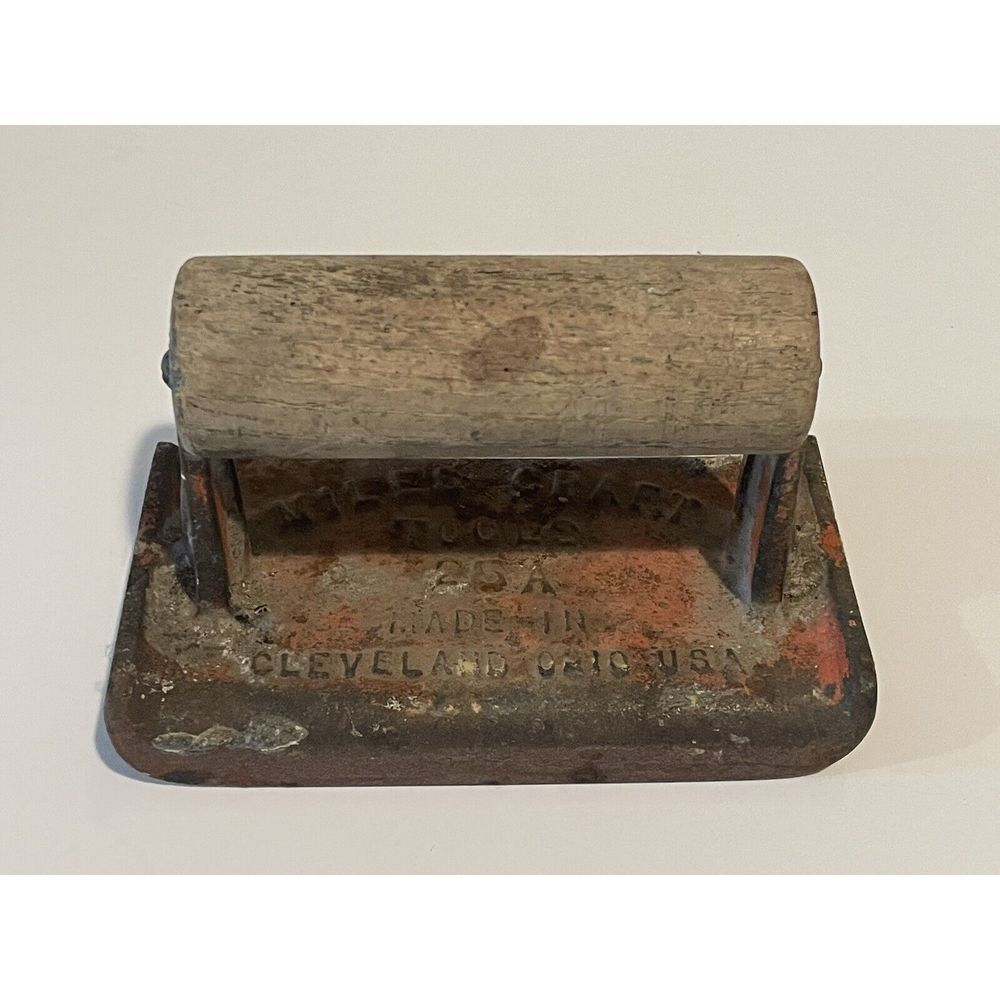Vintage‎ Miles Craft Cement Masonry Cast Iron Tool 25A Wood Handle Cleveland, OH